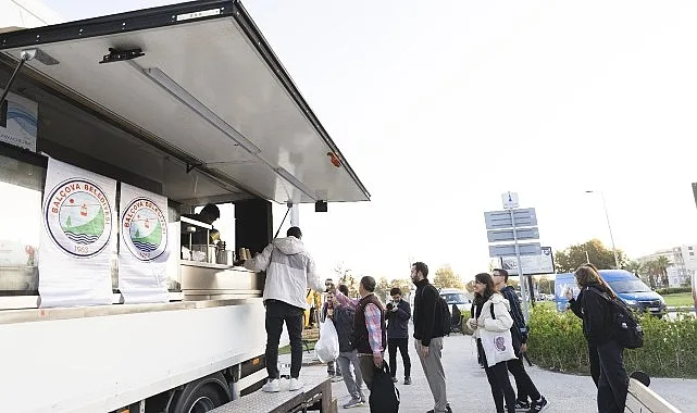 Soğuk havaların etkisini artırdığı bu günlerde Balçova Belediyesi, vatandaşlara yönelik