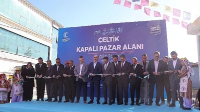 Konya Büyükşehir Belediye Başkanı Uğur İbrahim Altay, Çeltik’te esnaf ve