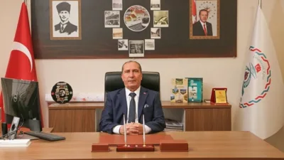 Çumra Belediye Başkanı Mehmet Aydın, Cumhuriyetin ilanının 102. yıl dönümü