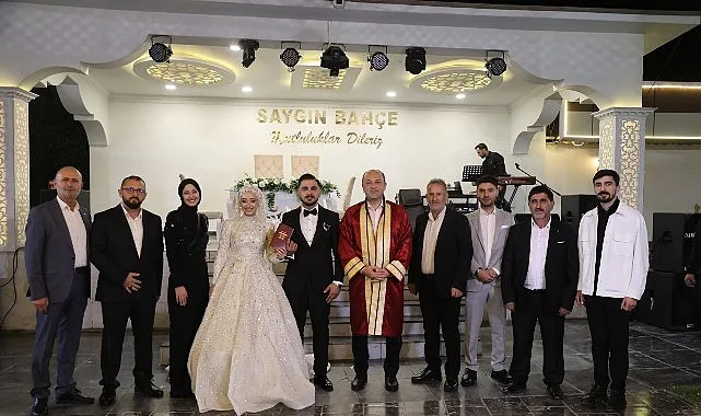 Geyve Belediye Başkanı  Selçuk Yıldız, düğün, nikah ve sünnet cemiyetlerine