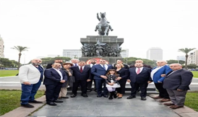 İzmir Büyükşehir Belediye Başkanı Dr. Cemil Tugay, CHP İzmir İl