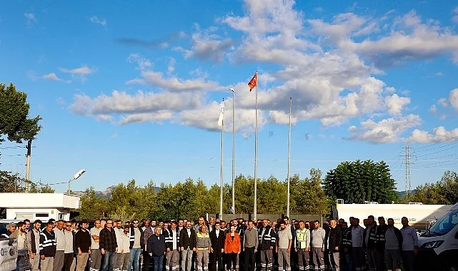 Antalya Büyükşehir Belediyesi Başkan Vekili Büşra Özdemir, güne Fen İşleri