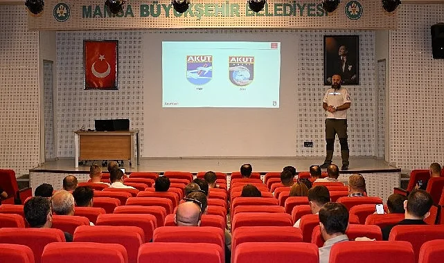Türkiye Belediyeler Birliği ile Arama Kurtarma Derneği’nin (AKUT) ortaklaşa düzenlediği