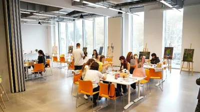 Yaşam kalitesini artırmak üzere geliştirdiği teknolojilerinin yanı sıra eşitlikçi, kapsayıcı