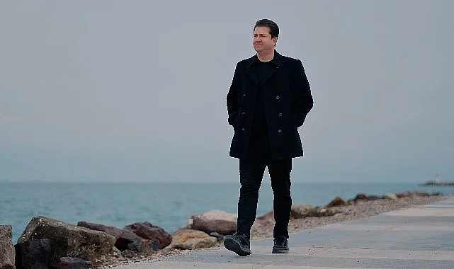 "Ömer Faruk Özcan'ın yeni şarkısı, duygusal sahnelerin vazgeçilmez fon müziği