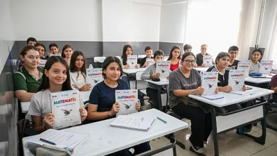 Bornova Belediyesi’nin ücretsiz eğitim desteği sunduğu BELGEM’de, yaklaşık 2 bin