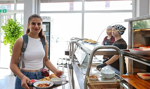 Öğrenci dostu projelerine devam eden Buca Belediyesi, kendi işletmelerinde sunduğu