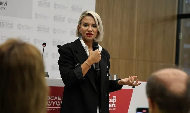 Gazeteci ve yazar İlkay Buharalı, Uluslararası 15. Kocaeli Kitap Fuarı’ndaki