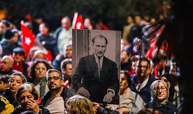 29 Ekim Cumhuriyet Bayramı, 102. yılında Burhaniye’de ilk günkü coşku