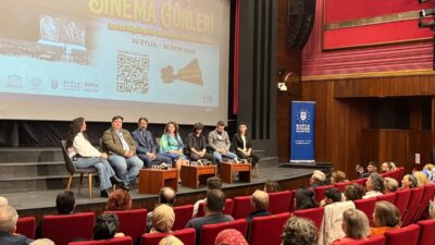 Bursa Büyükşehir Belediyesi'nce düzenlnen Bursa Sinema Günleri, yönetme söyleşileriyle sanatseverlere