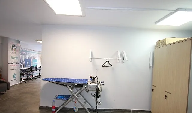 Kocaeli Büyükşehir Belediyesi’nin üniversite öğrencileri için başlattığı ücretsiz çamaşırhane hizmeti