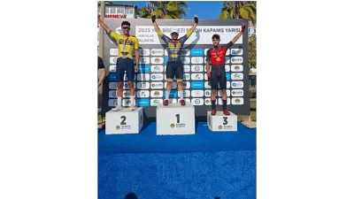 Konya Büyükşehir Belediyespor Bisiklet Takımı sporcuları, Antalya’nın Alanya ilçesinde düzenlenen