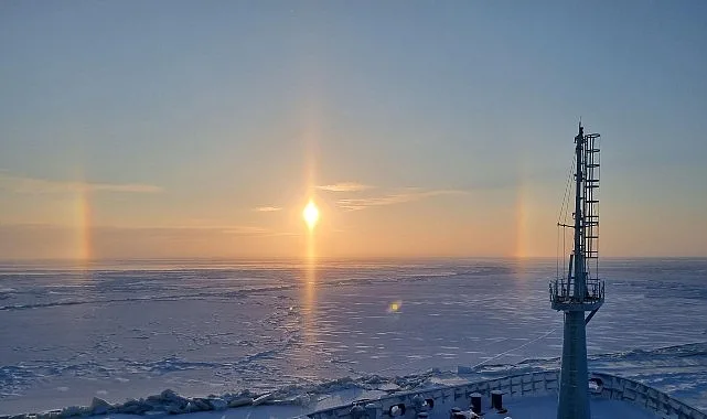 Çin’den yola çıkan yük gemisi, Kuzey Deniz Yolu üzerinden Avrupa’ya