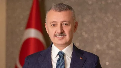 Kocaeli Büyükşehir Belediye Başkanı Tahir Büyükakın, Cumhuriyetimizin 102. kuruluş yıldönümü