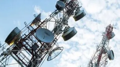 Balıkesir’in Sındırgı ilçesinde 6,1 büyüklüğünde deprem meydana gelmesinin ardından, GSM