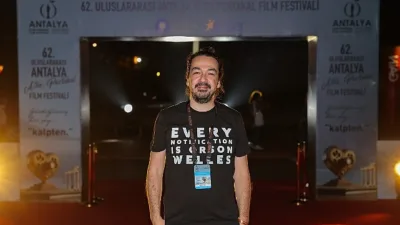 Alkan Avcıoğlu’nun, tümüyle yapay zekâ araçlarıyla yaptığı ve dünyada türünün