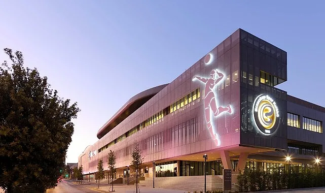 Eczacıbaşı Spor Kulübü, 2025-26 voleybol sezonuna yeni evinde karşılamanın heyecanını