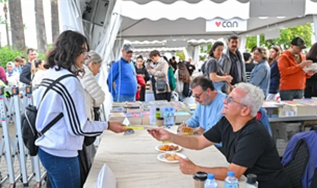 İzmir Büyükşehir Belediyesi’nin ev sahipliğinde, İZFAŞ ve TACT Fuarcılık iş
