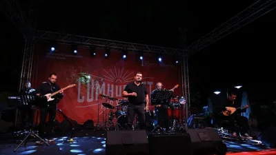 Efes Selçuk, 29 Ekim Cumhuriyet Bayramı’nı büyük bir coşku ve