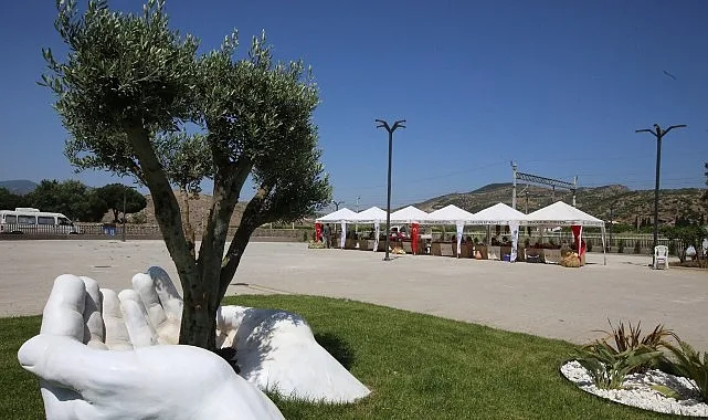 Efes Selçuk Belediyesi, yerel kalkınmayı desteklemek, üreticileri teşvik etmek ve