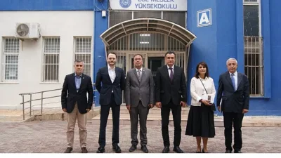 Ege Üniversitesi (EÜ) Ege Meslek Yüksekokulu, üniversite-sanayi iş birliğini güçlendirme