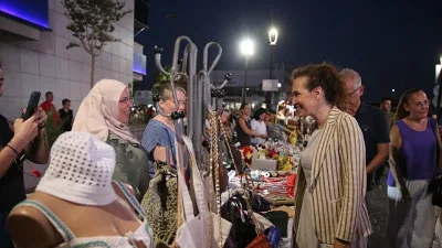 Karşıyaka Belediyesi tarafından yaz boyunca her hafta Karşıyaka Çarşısı’nda düzenlenen