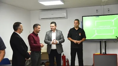 BAK Kadıköy ekibi, engelli bireylere yönelik özel afet eğitimi düzenledi.