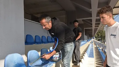 Ege Üniversitesi Bayındır Meslek Yüksekokulu Çim Alan Tesisi ve Yönetimi