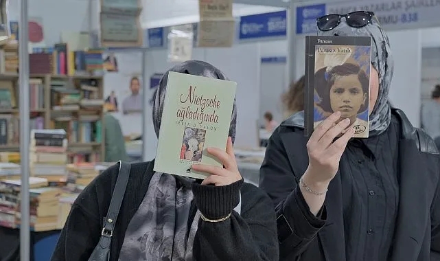 Uluslararası 15. Kocaeli Kitap Fuarı’na katılan sahaflar, geçmişten bugüne ışık