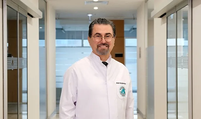 Üsküdar Üniversitesi Diş Hastanesi Protetik Diş Tedavisi Uzmanı Prof. Dr.