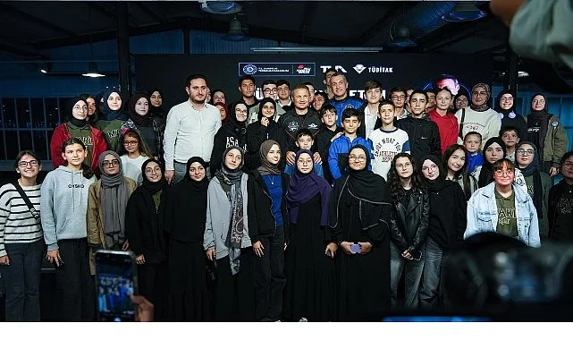Dünya Uzay Haftası etkinlikleri kapsamında 81 ilden öğrenciler Kocaeli Bilim