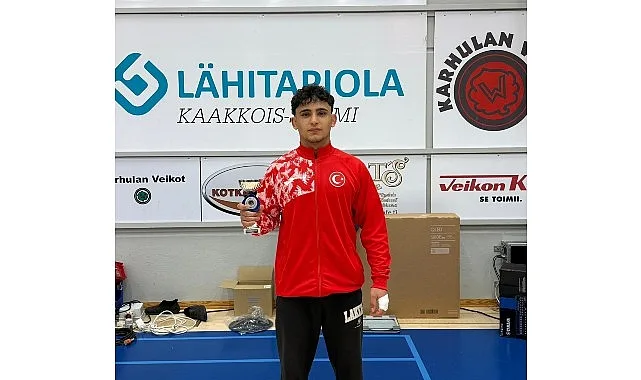 Konya Büyükşehir Belediyespor Güreş Takımı sporcuları, milli takım formasıyla Romanya’da