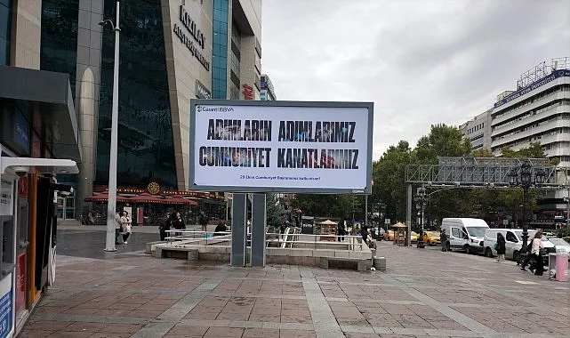 Garanti BBVA, 29 Ekim Cumhuriyet Bayramı’nı bu yıl da “Adımların