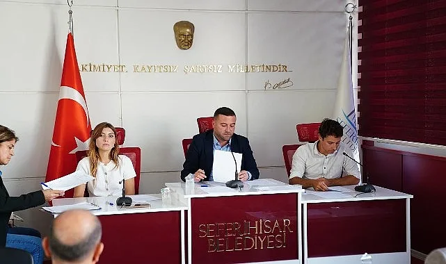 Seferihisar Belediyesi’nin Ekim ayı olağan meclis toplantısında, geçtiğimiz ay gündeme