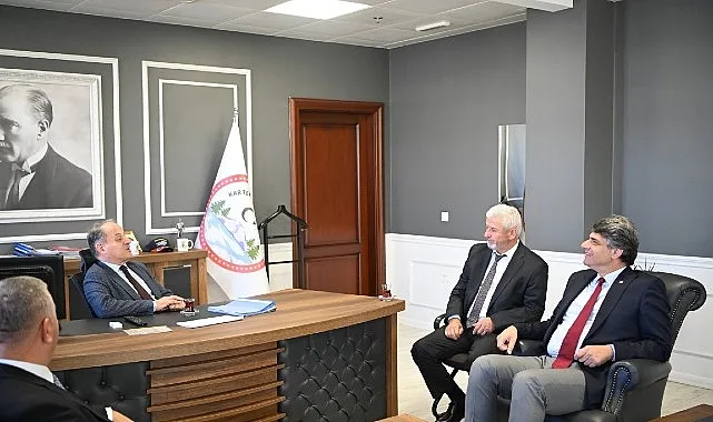 Kartepe Kaymakamı Hasan Öztürk ve Kartepe Belediye Başkanı Av. M.