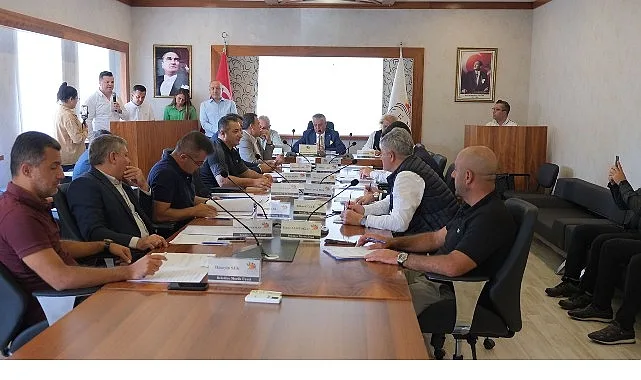 Kemer Belediyesi Ekim ayı devam meclis toplantısı, Kemer Belediye Başkanı