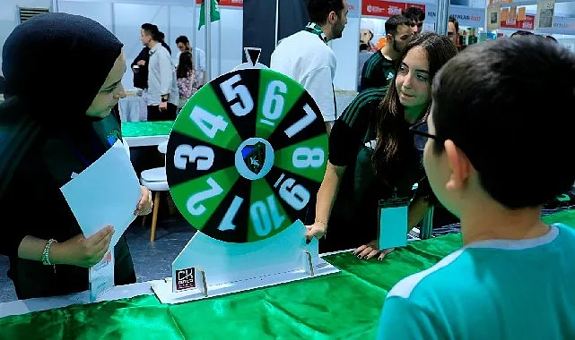 Kocaeli Büyükşehir Belediyesi tarafından düzenlenen Uluslararası 15.Kocaeli Kitap Fuarı, bu