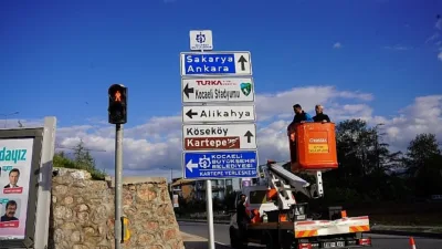 Kocaeli Büyükşehir Belediyesi, stat isim sponsorluk anlaşmasını imzalayan Kocaelispor’un yeni