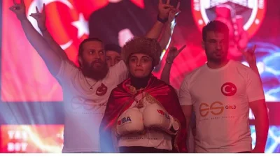 Kocaeli Büyükşehir Belediyesi’nin ev sahipliğinde düzenlenen Uluslararası Kick Boks Kemer