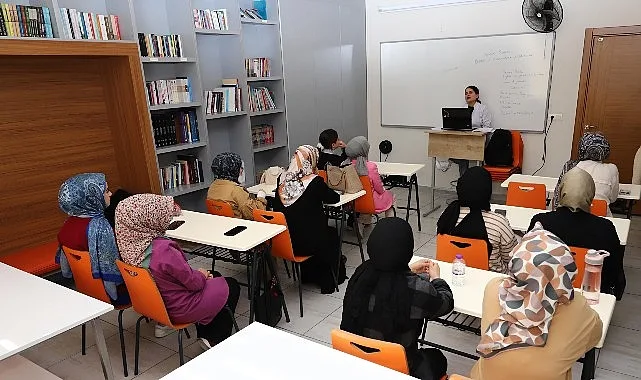Konya Büyükşehir Belediyesi Meslek Edindirme Kursları ile Aile Sanat ve