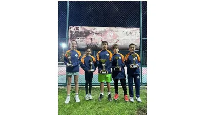 Osmangazi Belediyespor Tenis Takımı sporcuları, 29 Ekim Cumhuriyet Kupası Turnuvası’nda