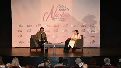 Manisa Büyükşehir Belediyesi’nin düzenlediği 6. Niobe Edebiyat ve Sanat Söyleşileri’nin