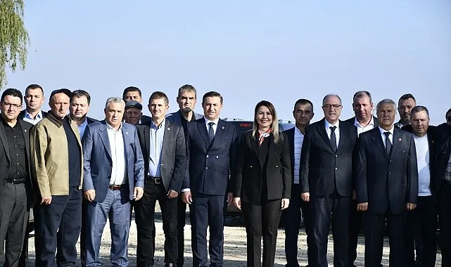 Malkara Belediye Başkanı Nergiz Karaağaçlı Öztürk, Muhtarlar Günü sebebiyle, 20