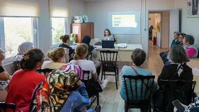 Maltepe Belediyesi, kadınların dijital dünyaya aktif ve güvenli katılımını desteklemeye
