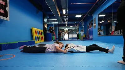 Maltepe Belediyesi’nin ücretsiz kış spor kursları başladı. Bu dönemde 8-12