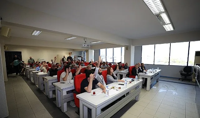 Menderes Belediyesi’nde Ekim Ayı 3. Meclisi gerçekleştirildi. 2026 mali yılı