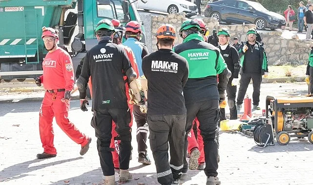Menemen, bölge çapında büyük bir deprem tatbikatına ev sahipliği yaptı.