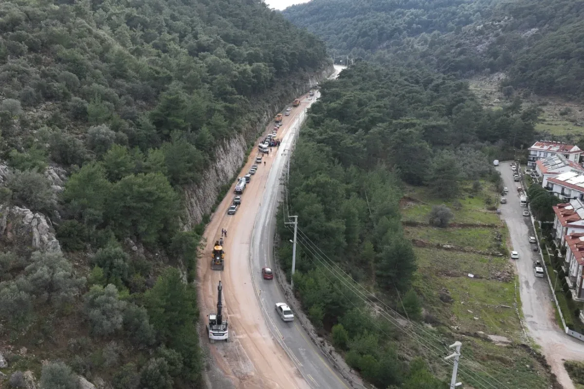 Muğla Büyükşehir Belediyesi, Fethiye-Ölüdeniz yolunda 328 milyon TL’lik yol ve