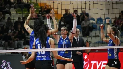 Nilüfer Belediyespor Eker Kadın Voleybol Takımı, Vodafone Sultanlar Ligi’nin 2’nci