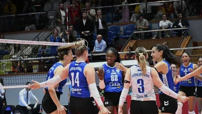 Vodafone Sultanlar Ligi’nde 2025-2026 sezonunun ilk maçında Göztepe’nin konuğu olan Nilüfer Belediyespor